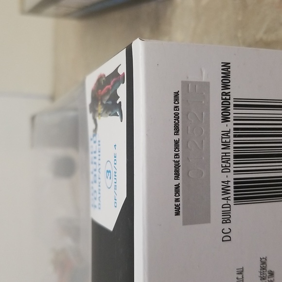 Wonder Woman Bundle - Picture 11 of 12